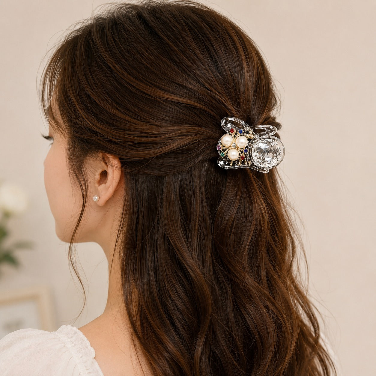 (090) Luxury Crystal Pearl Hair Clutcher (₹13 Per Piece | Pack of 12 - ₹156)