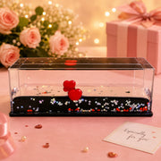(G-008) Clear Liquid Desk Pen Stand with Floating Hearts