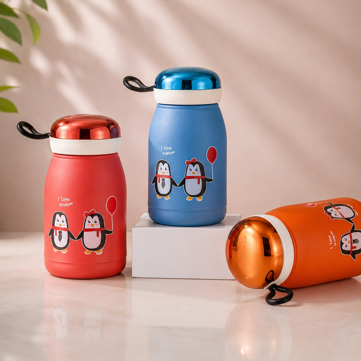 (B11) (MOQ: 4 Pcs) Penguin Kids Glass Water Bottle 350ML – Leakproof Drinking Bottle