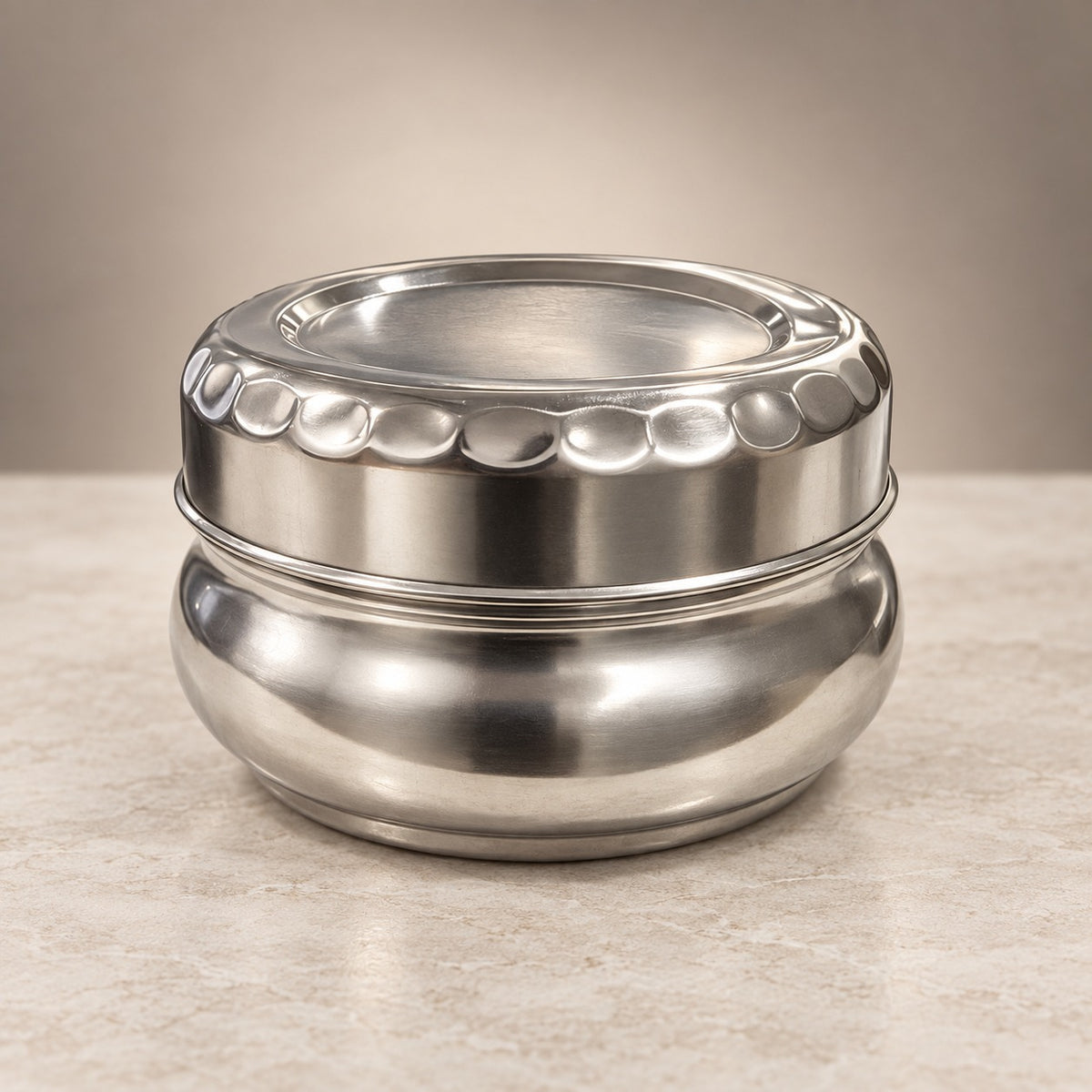 (R44) (MOQ-4 Pcs) Stainless Steel Round Lunch Box – Leak-Resistant Food Container