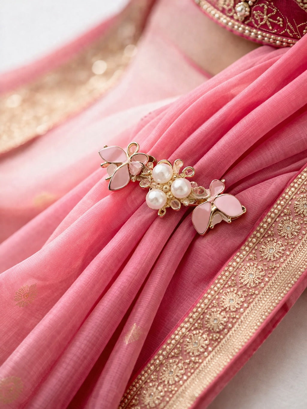(025) Floral & Butterfly Hair Clips – Premium Collection (₹24 Per Piece | Pack of 12 – ₹280)