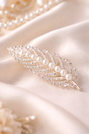 (026) Pearl Leaf Designer Hair Clip – Party Wear (₹20 Per Piece | Pack of 12 – ₹240)