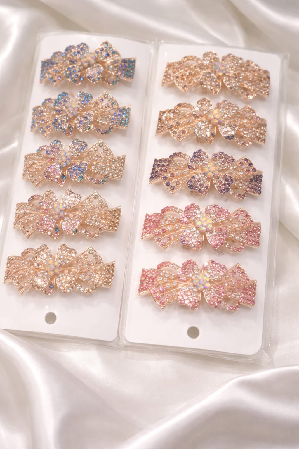 (027) Premium Crystal Bow Hair Clip – Luxury Design (₹45 Per Piece | Pack of 12 – ₹540)